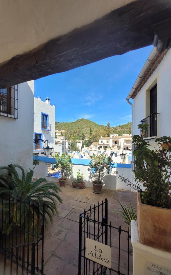 Benahavis Village Penthouse Apartment, 2 Bedrooms, Stunning Views, Swimming Pool !! Exterior photo