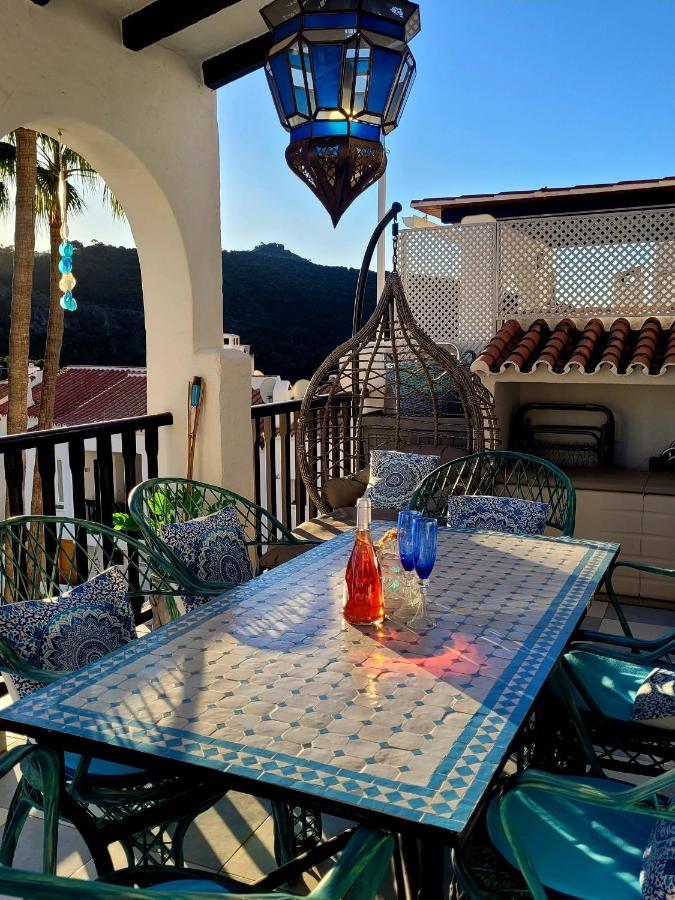 Benahavis Village Penthouse Apartment, 2 Bedrooms, Stunning Views, Swimming Pool !! Exterior photo