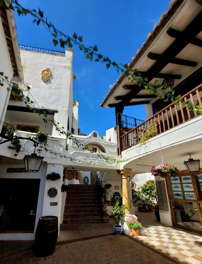 Benahavis Village Penthouse Apartment, 2 Bedrooms, Stunning Views, Swimming Pool !! Exterior photo
